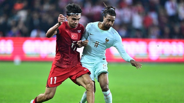 A Milli Takım, Fransa'ya mağlup
