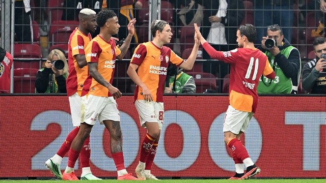 Yazarların derbi yorumları