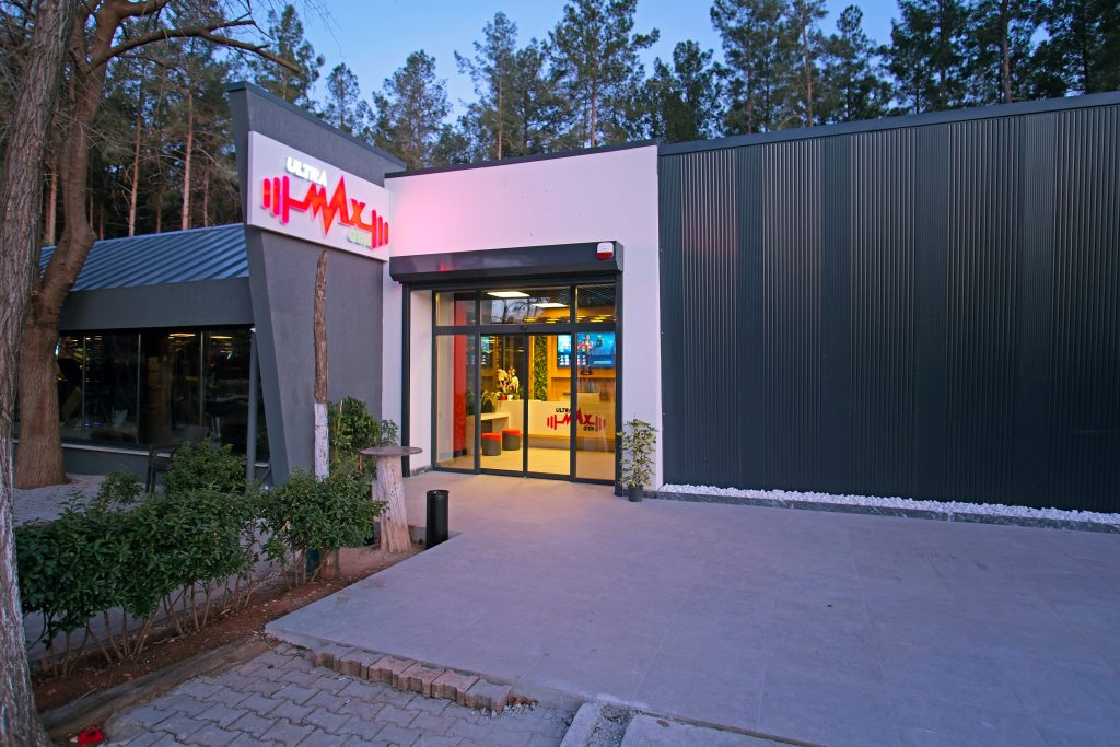 Ultra Max Gym Spor Kompleksi