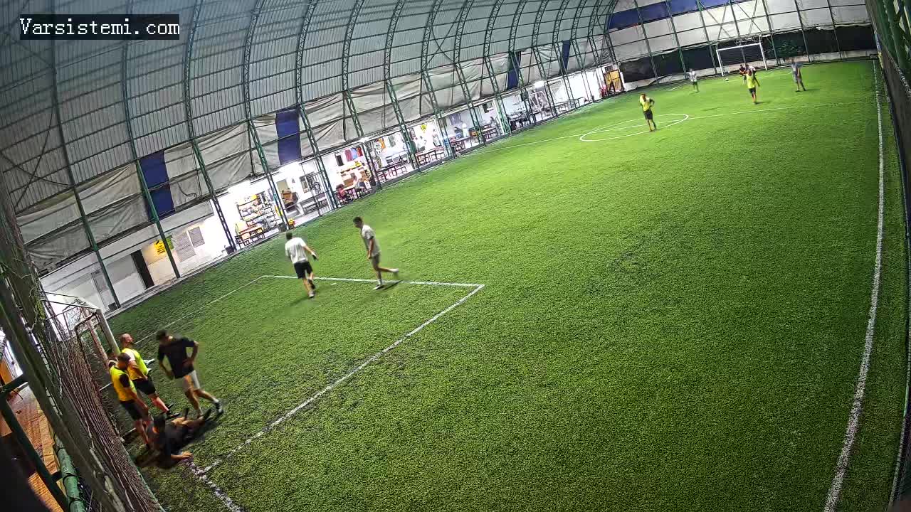 Sakatlık halı saha gol