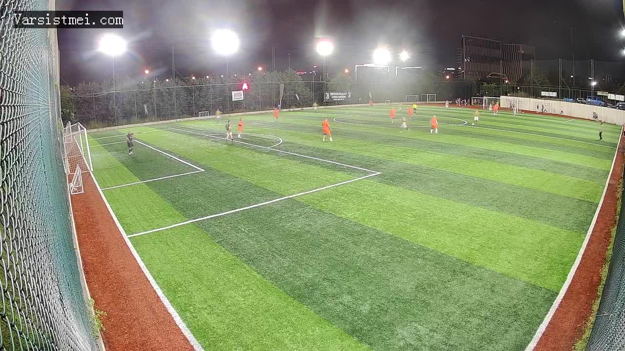 GIG sigorta masterlar (Gokhan dribling) halı saha gol
