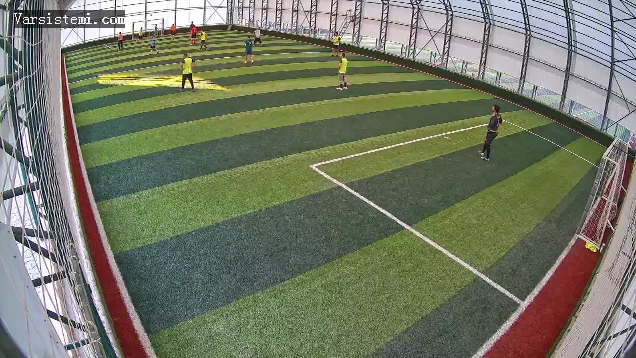 Mert halı saha gol