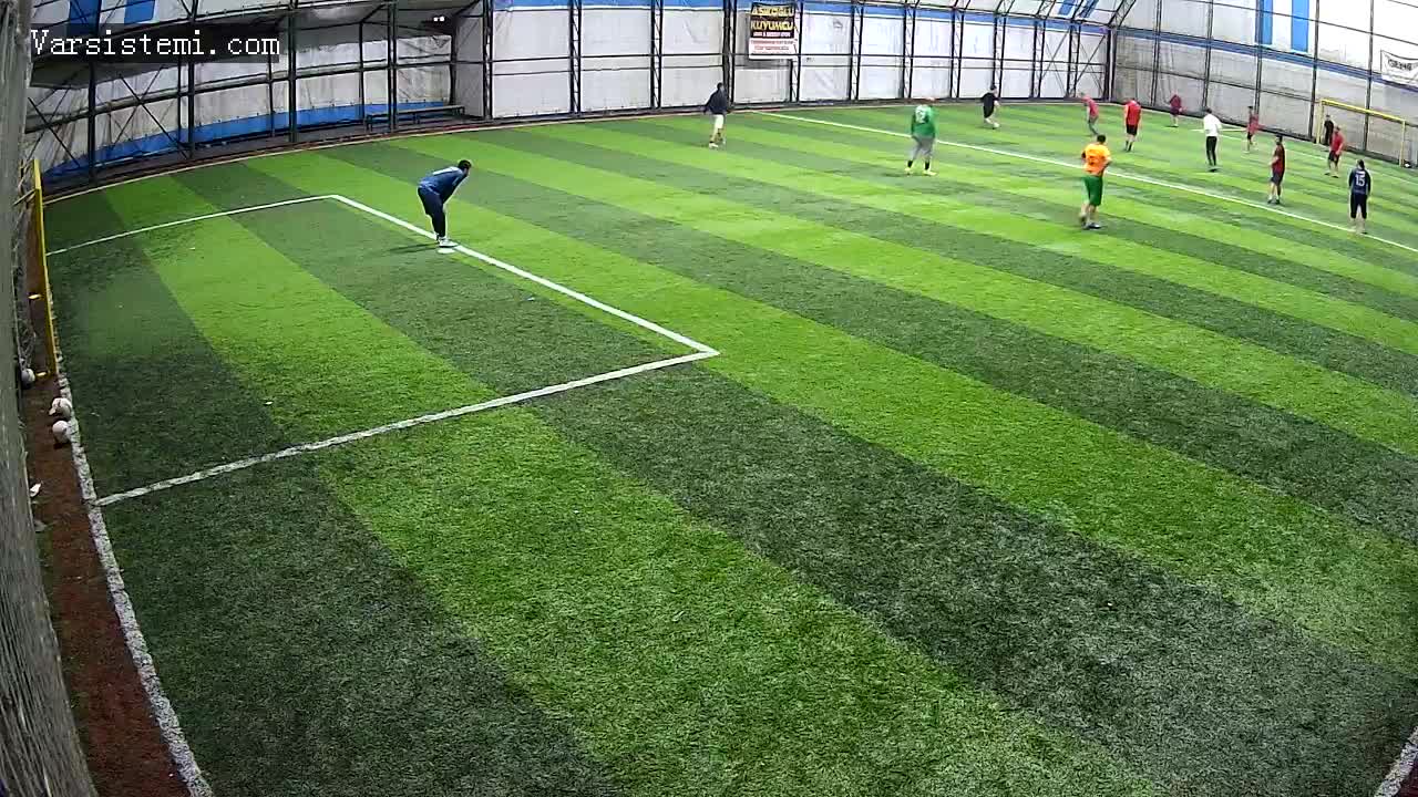 Umut Can halı saha gol