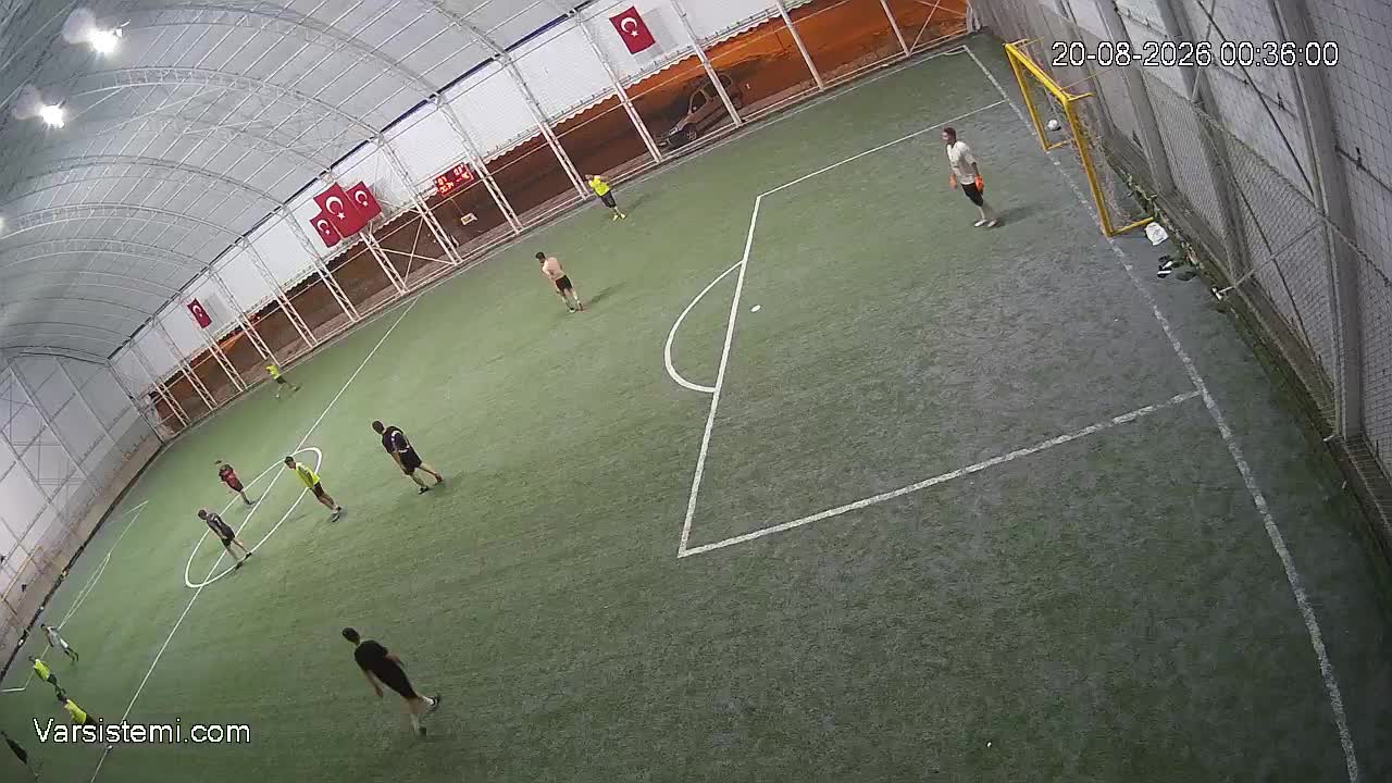 Orhan kaynak halı saha gol