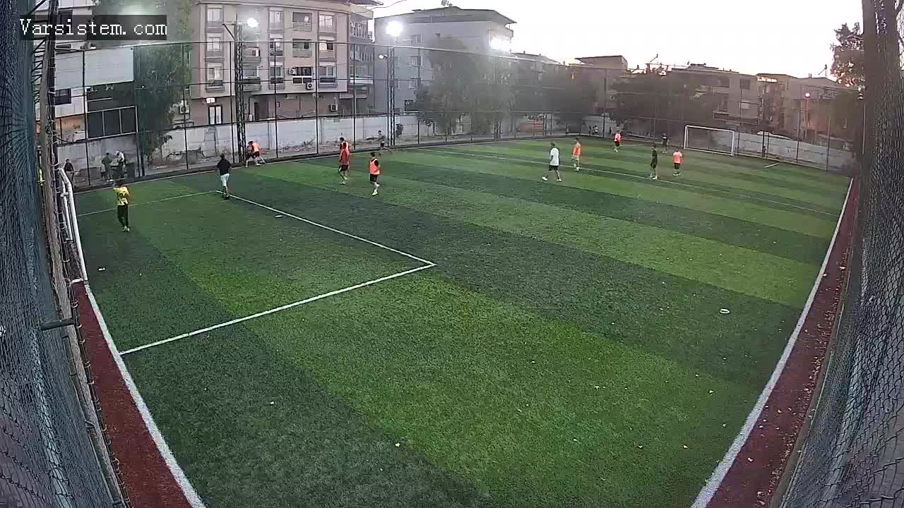 e halı saha gol