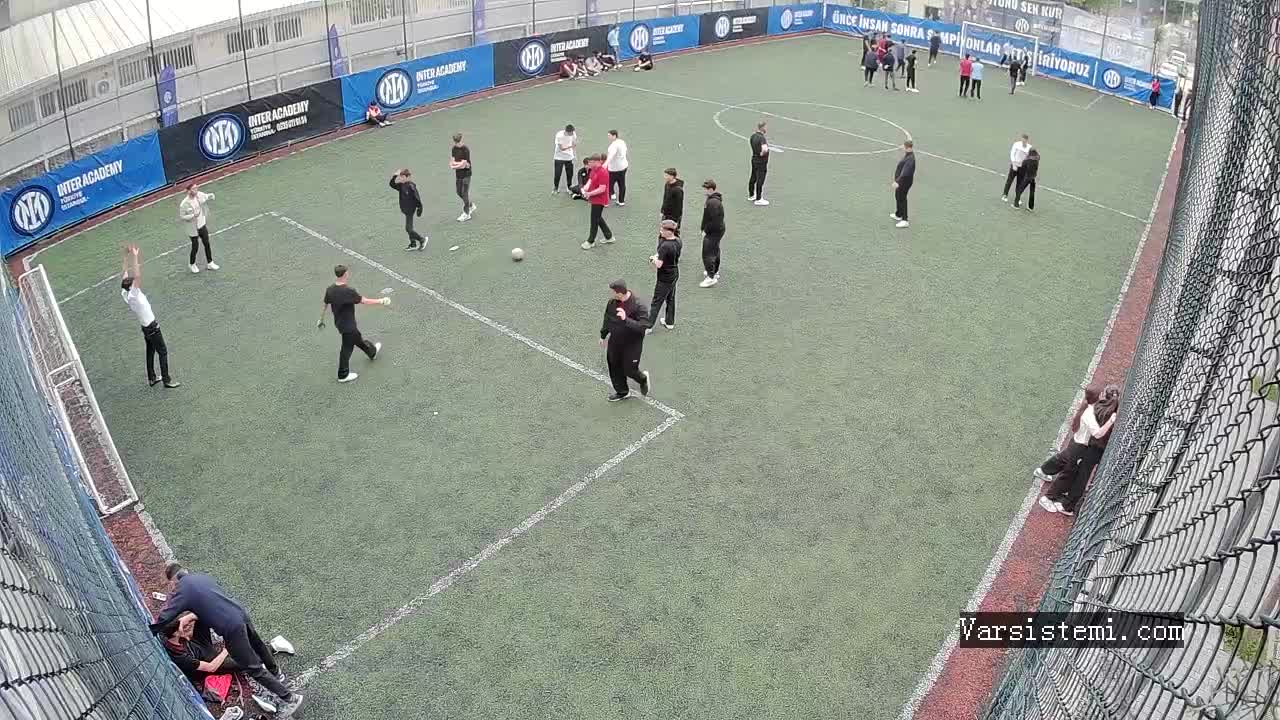 Kaan halı saha gol