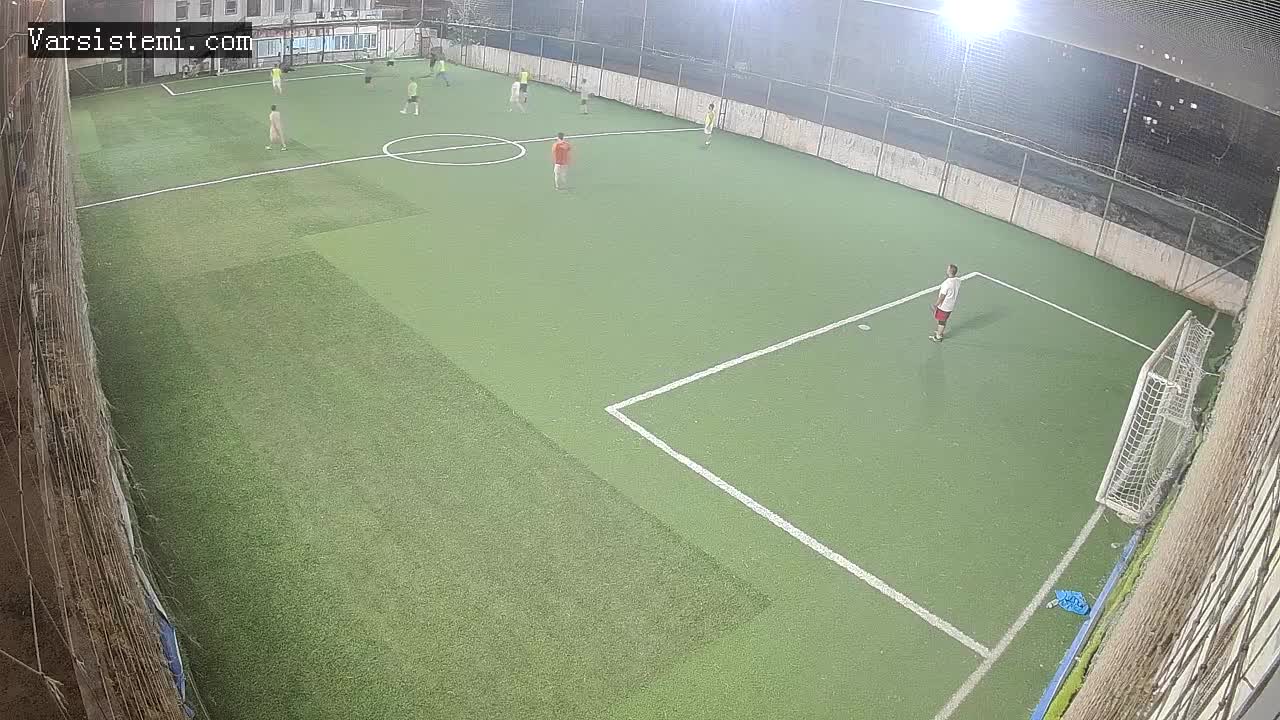 İsmai ay halı saha gol