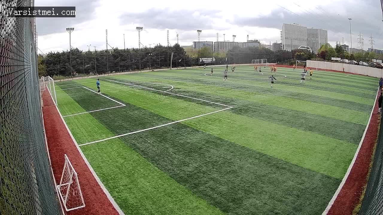 Alper halı saha gol