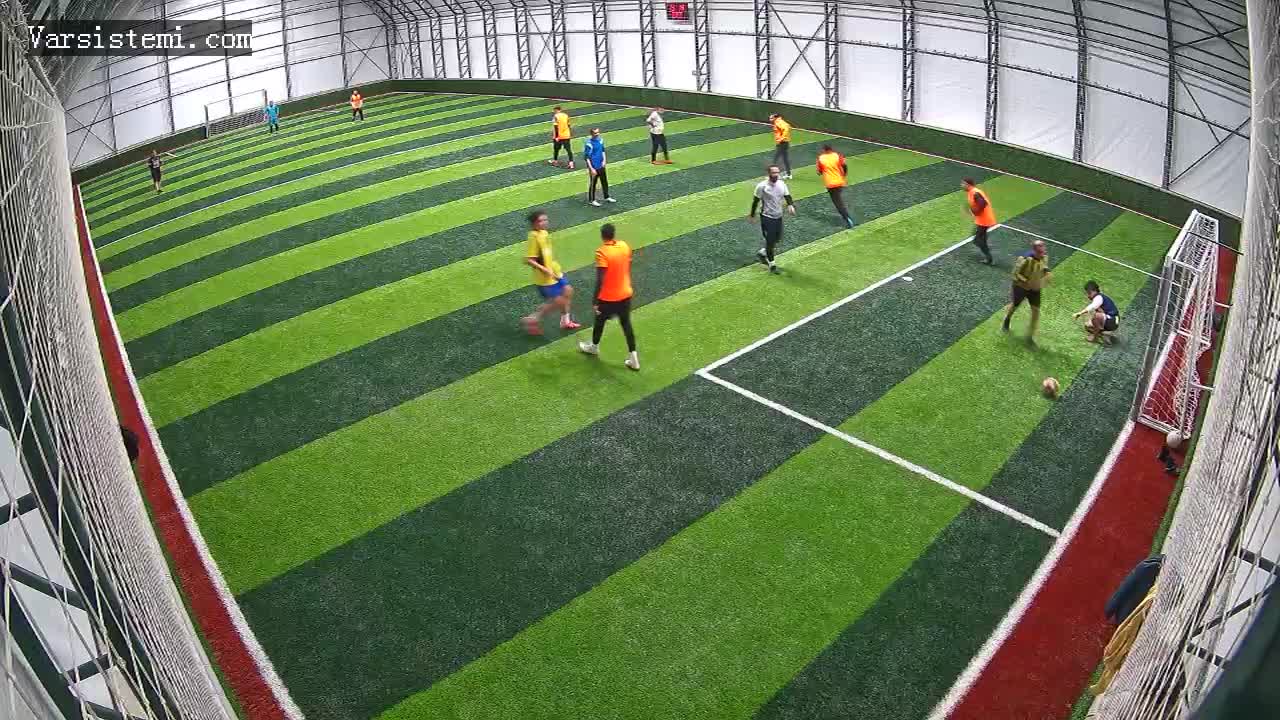 Mete kaplannn halı saha gol