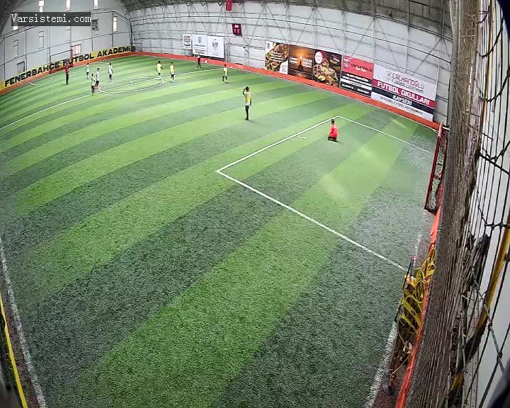 ayaz halı saha gol