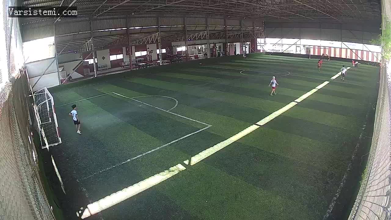 Kerem Aslan halı saha gol