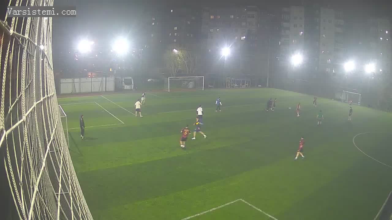Bababa halı saha gol