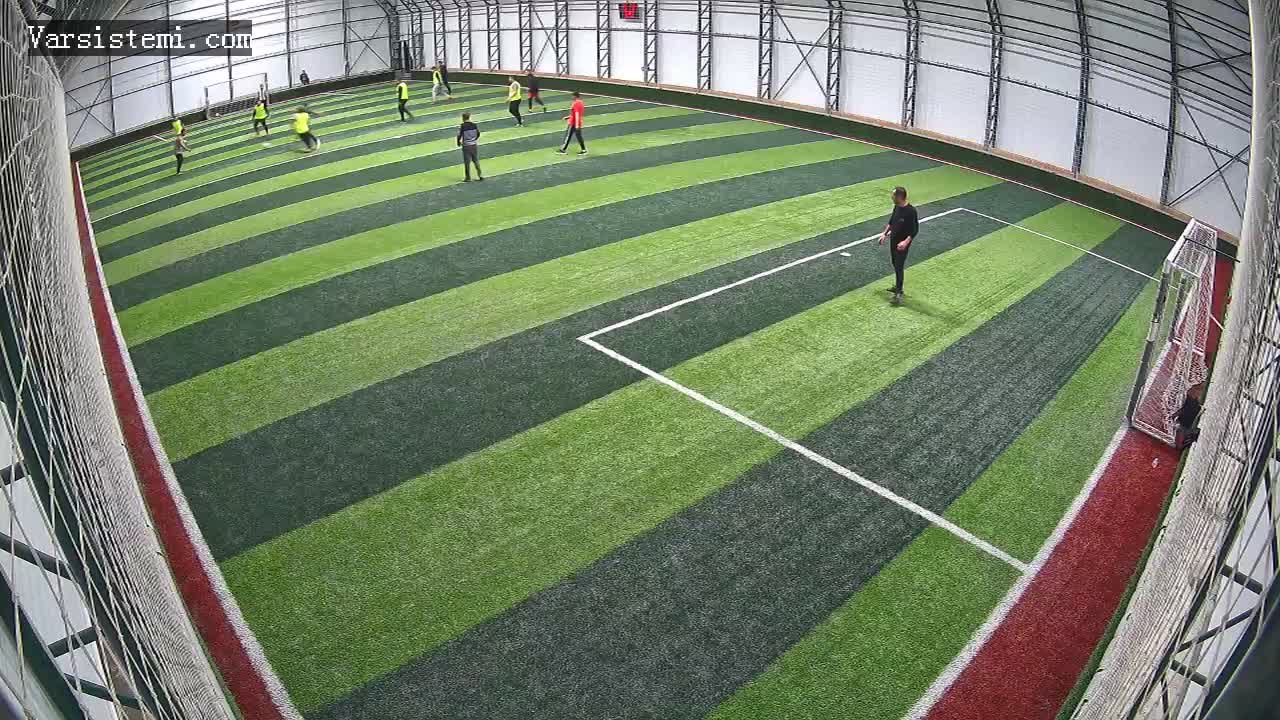 Muzaffer penbe halı saha gol