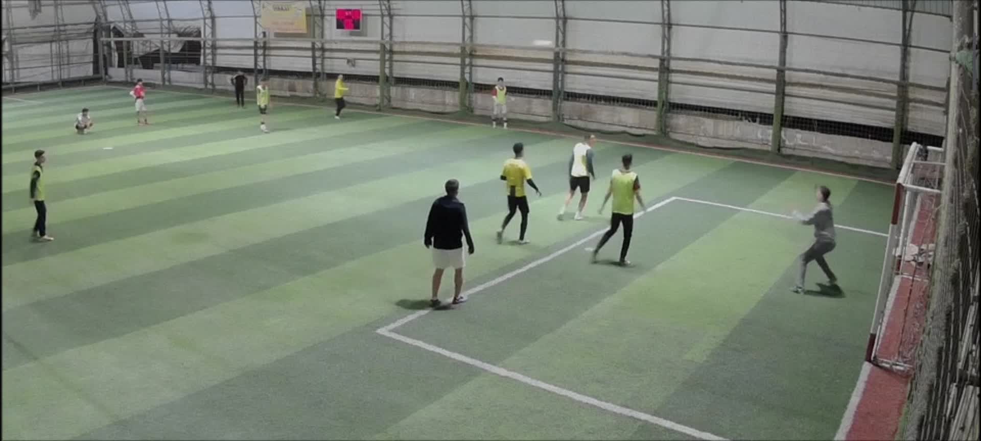 Serbest Vuruş halı saha gol