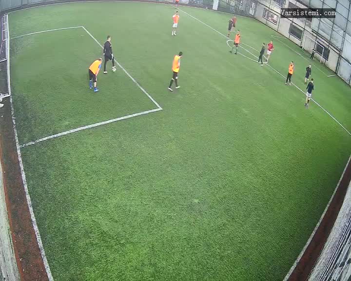 Kral halı saha gol