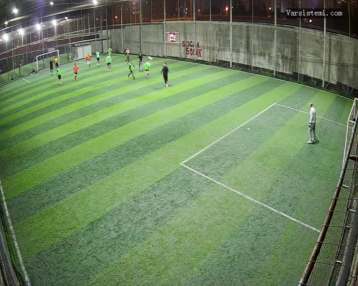Emir halı saha gol