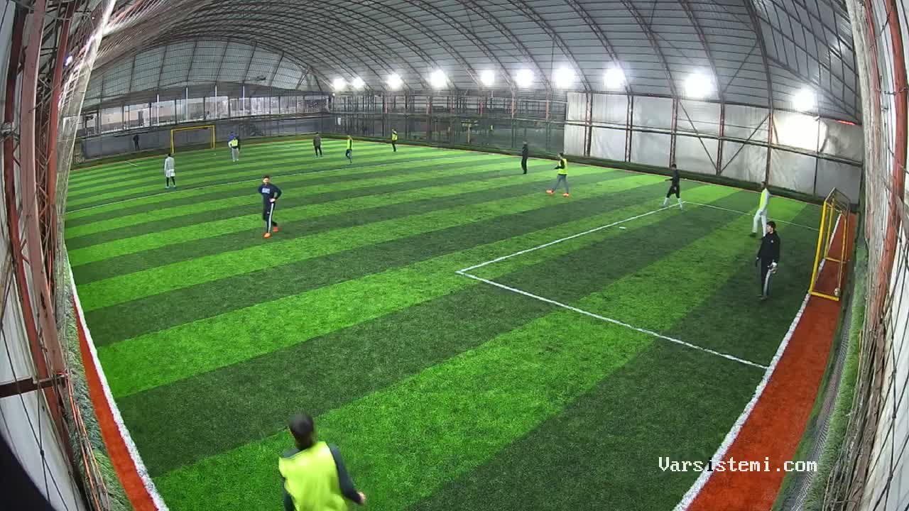 Taraftar halı saha gol