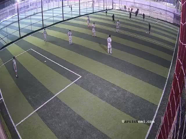 Aliquro halı saha gol