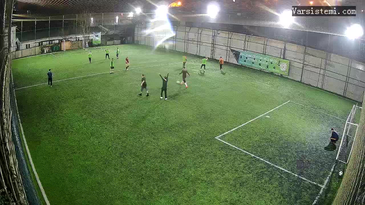 Giray Bayraktar halı saha gol