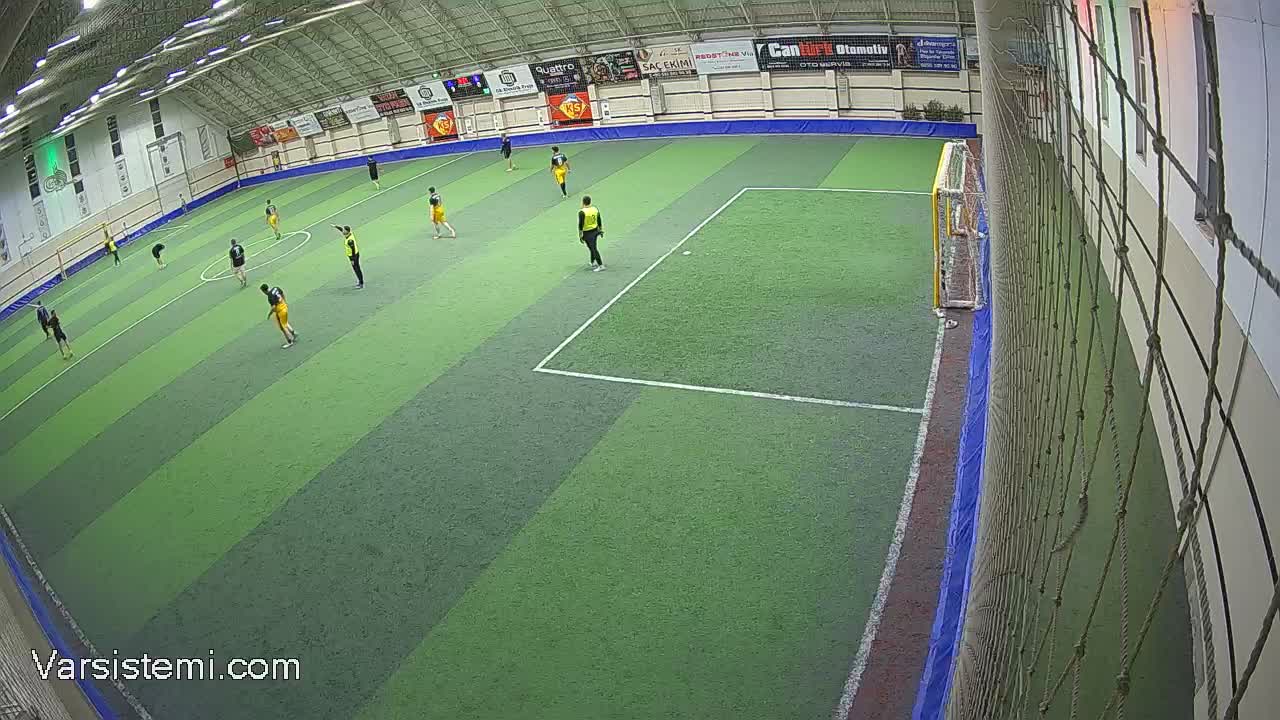 Emirhan Candan halı saha gol