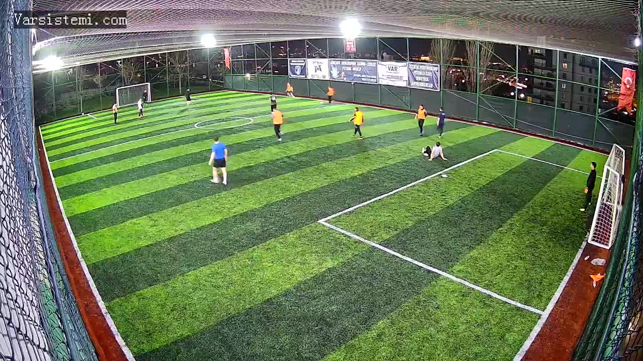 Gol yağmuru 1 halı saha gol