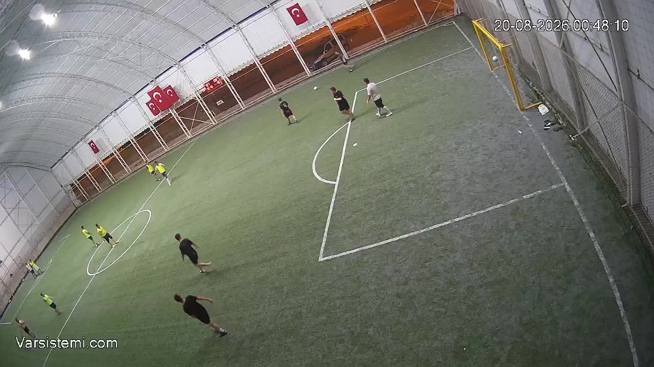 Orhan kaynak halı saha gol