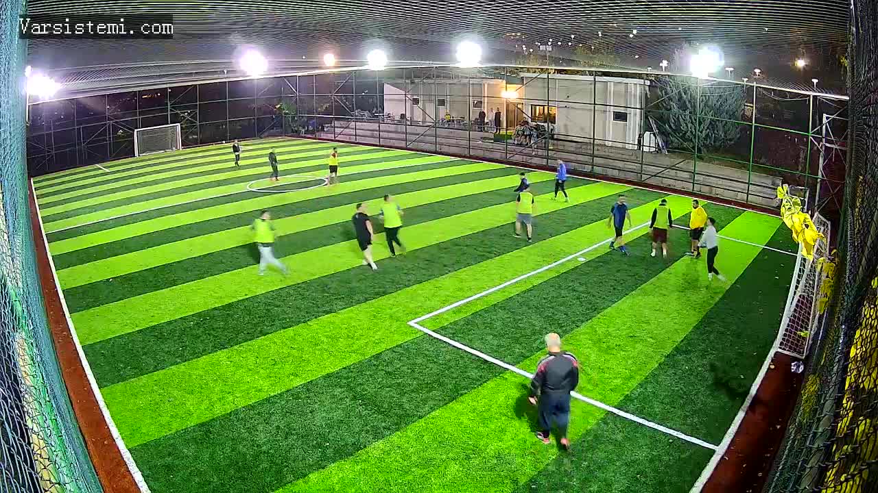 Can halı saha gol