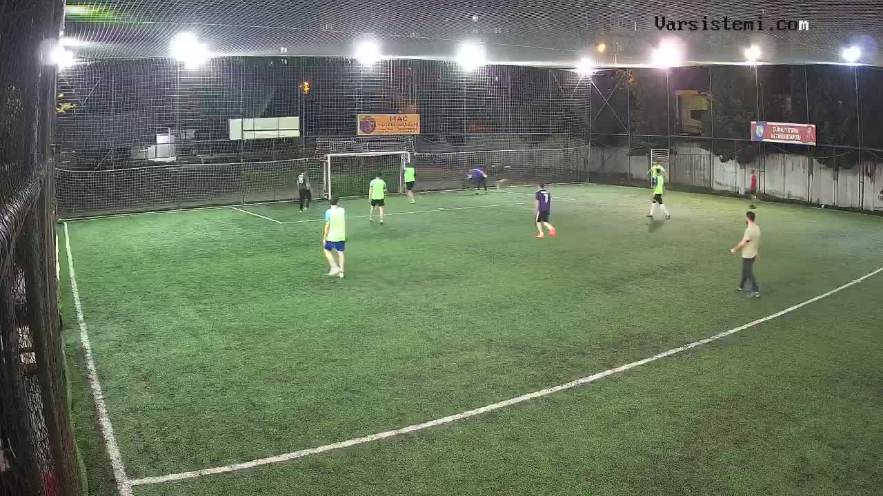 Ahmet Karakas halı saha gol