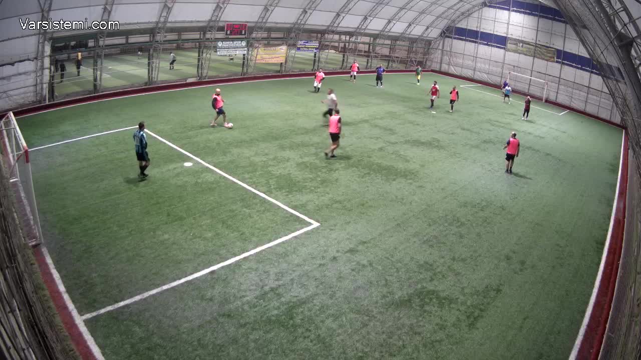Rasta halı saha gol