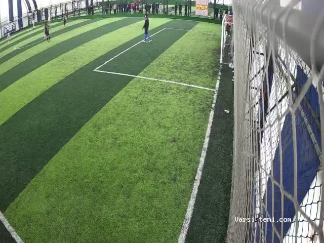 Uğur halı saha gol