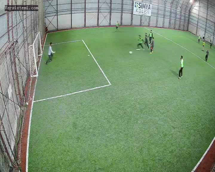 Remzi halı saha gol