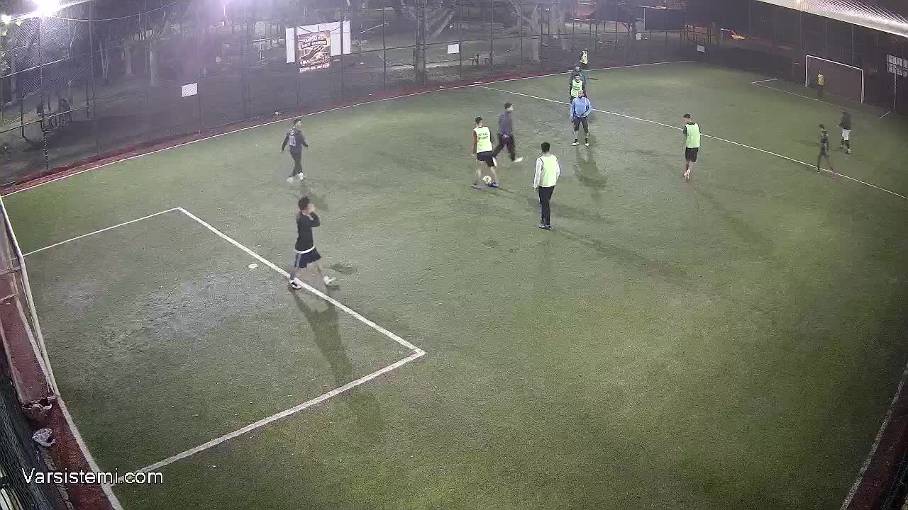 Seyithan halı saha gol