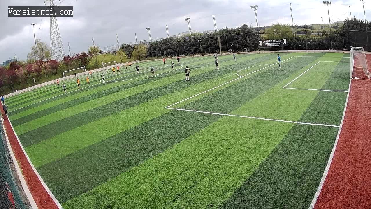 Alper halı saha gol