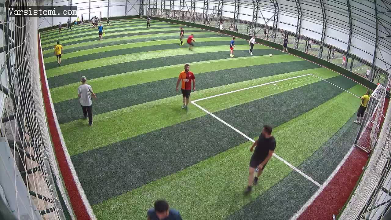 Avni Özkaya halı saha gol