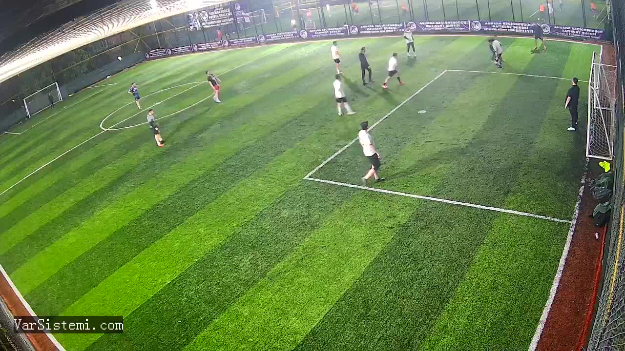 kjhkkju halı saha gol