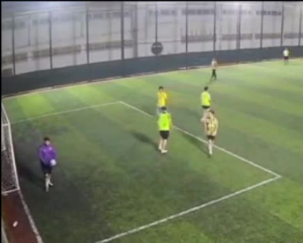 Kağan Ünal halı saha gol