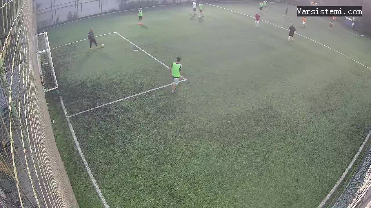 Nurettin halı saha gol