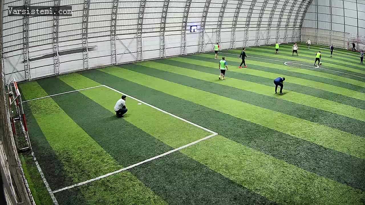 Ebedi halı saha gol