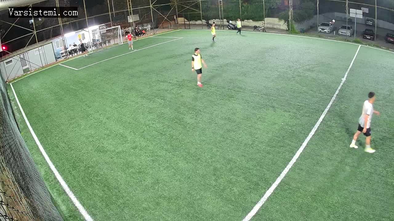 Kaan halı saha gol