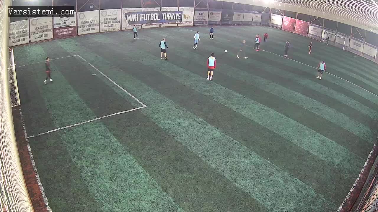 Emre Şirin halı saha gol