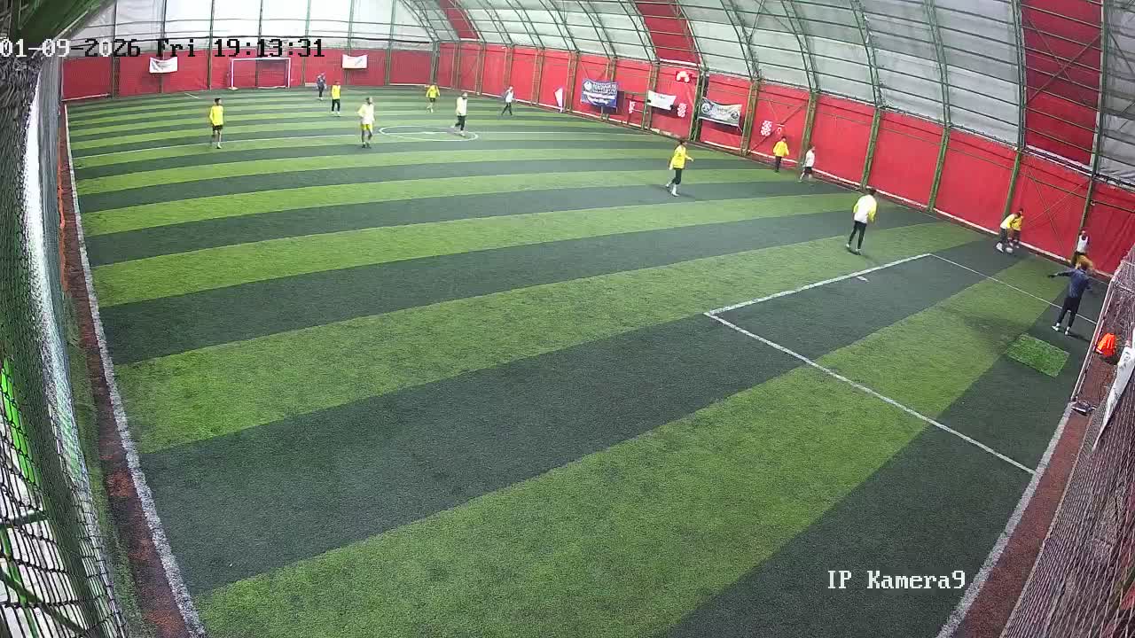 Bkhjgj halı saha gol