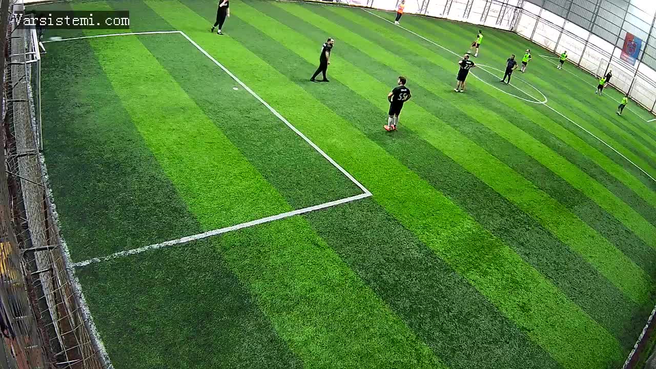 Sikiriti halı saha gol