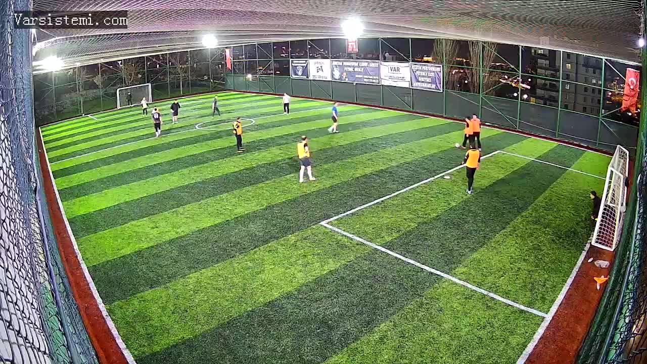 Gol yağmuru 3 halı saha gol