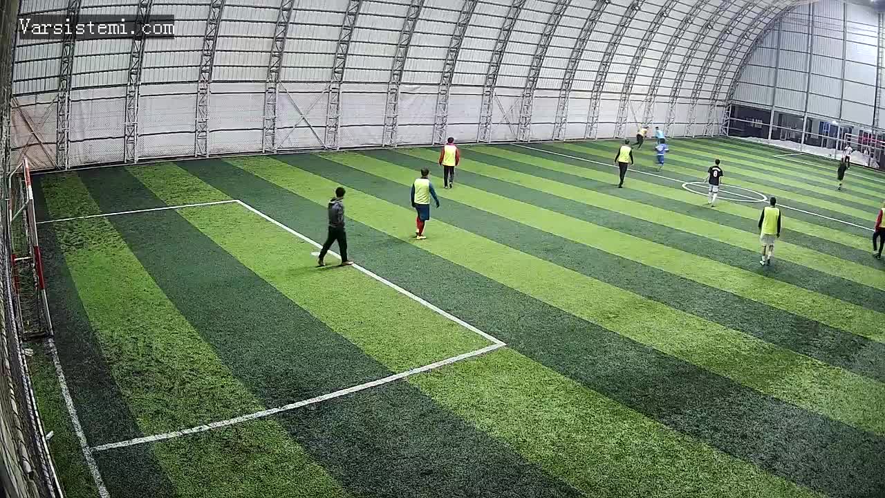 Yunus T halı saha gol