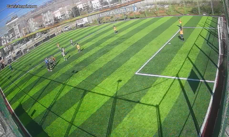 Mirza halı saha gol