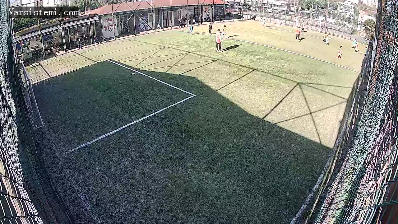 Kuzey durmaz halı saha gol