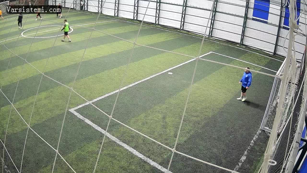 Şahin Özgün halı saha gol