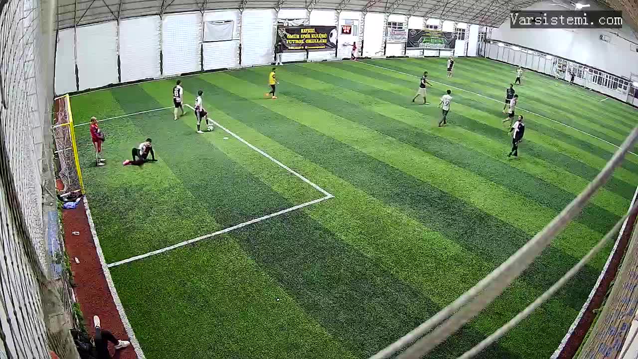 Gol yağmuru 2 halı saha gol
