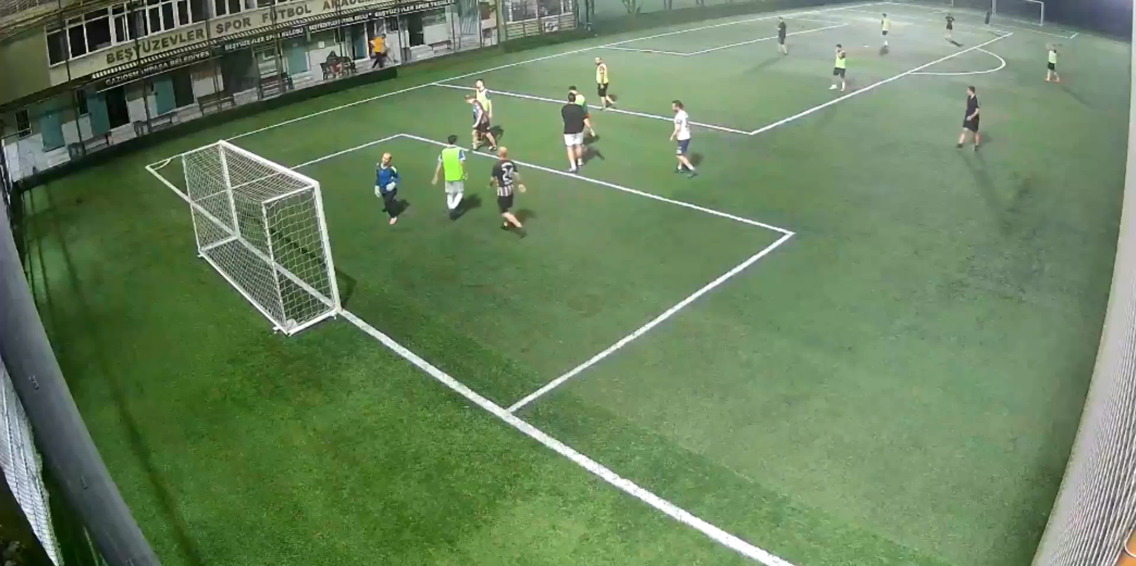 Kaleci Kurtarışı halı saha gol