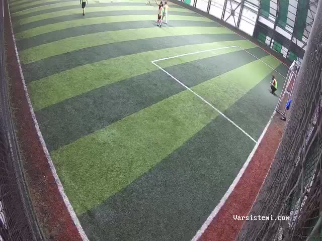 Faruk 1 halı saha gol
